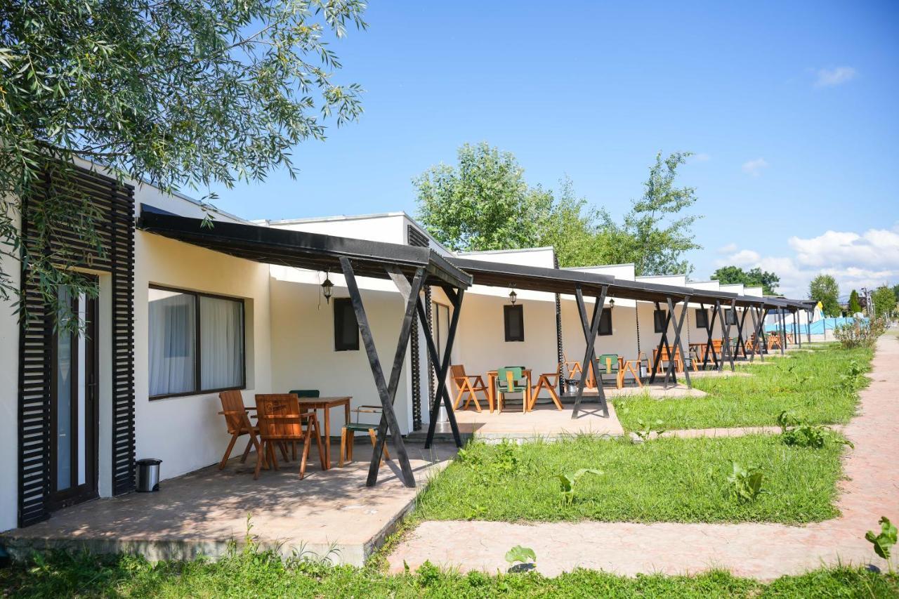 Bungalowuri "Doi Cocosi " Villa Horezu Dış mekan fotoğraf