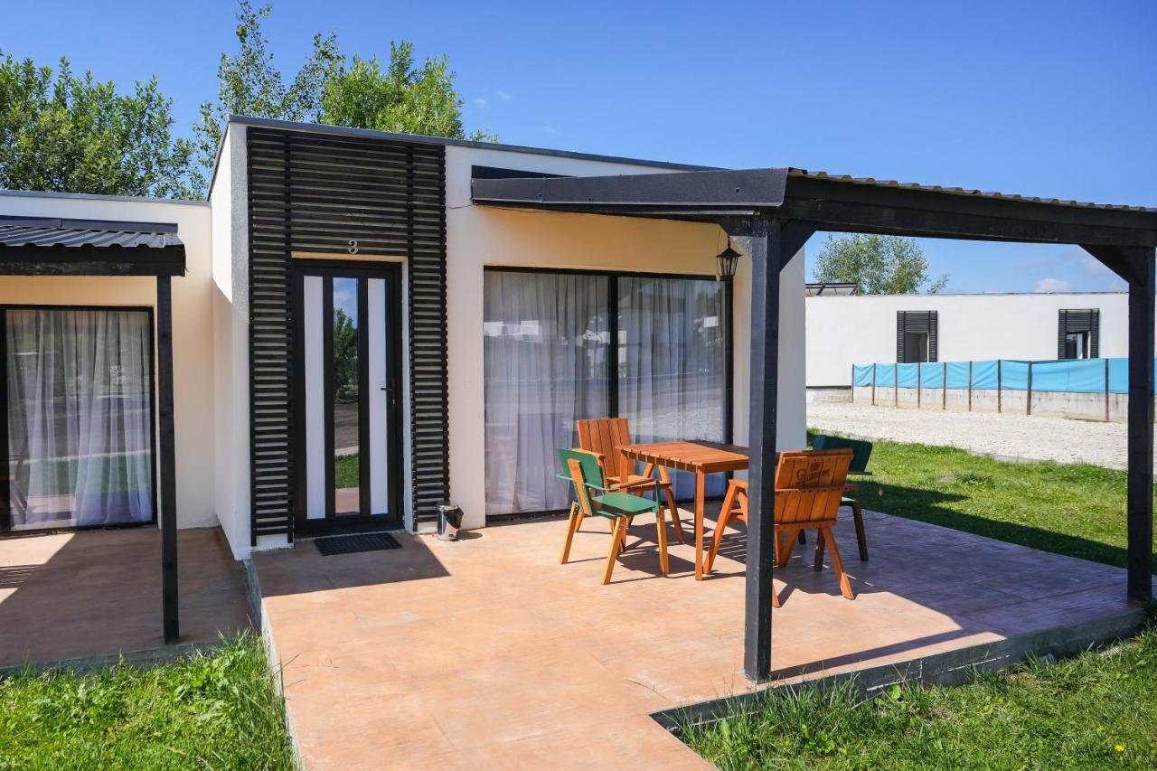 Bungalowuri "Doi Cocosi " Villa Horezu Dış mekan fotoğraf