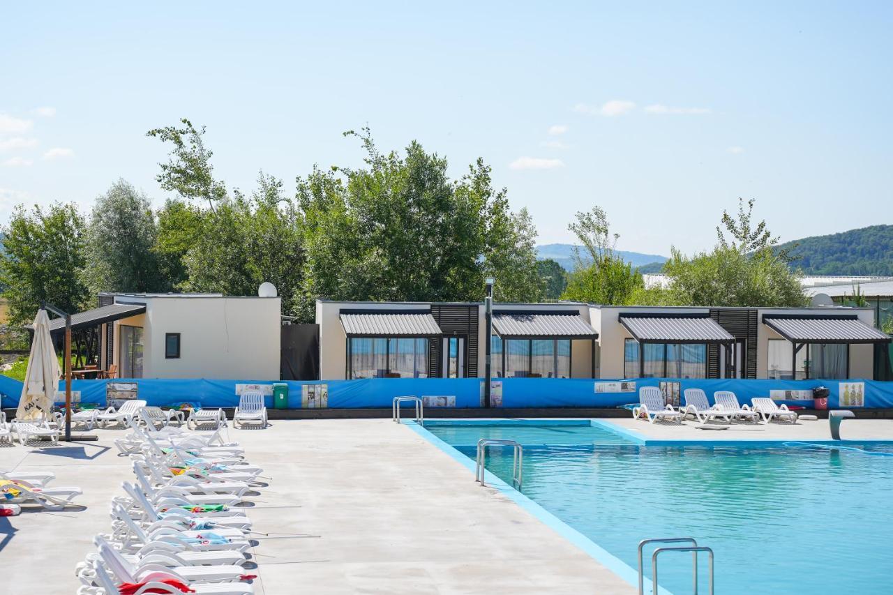 Bungalowuri "Doi Cocosi " Villa Horezu Dış mekan fotoğraf