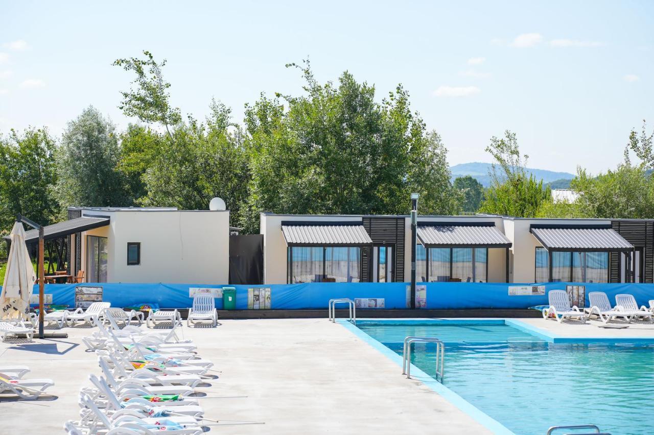 Bungalowuri "Doi Cocosi " Villa Horezu Dış mekan fotoğraf
