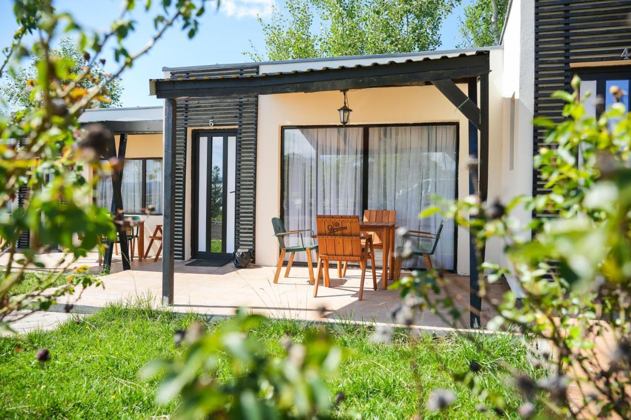 Bungalowuri "Doi Cocosi " Villa Horezu Dış mekan fotoğraf