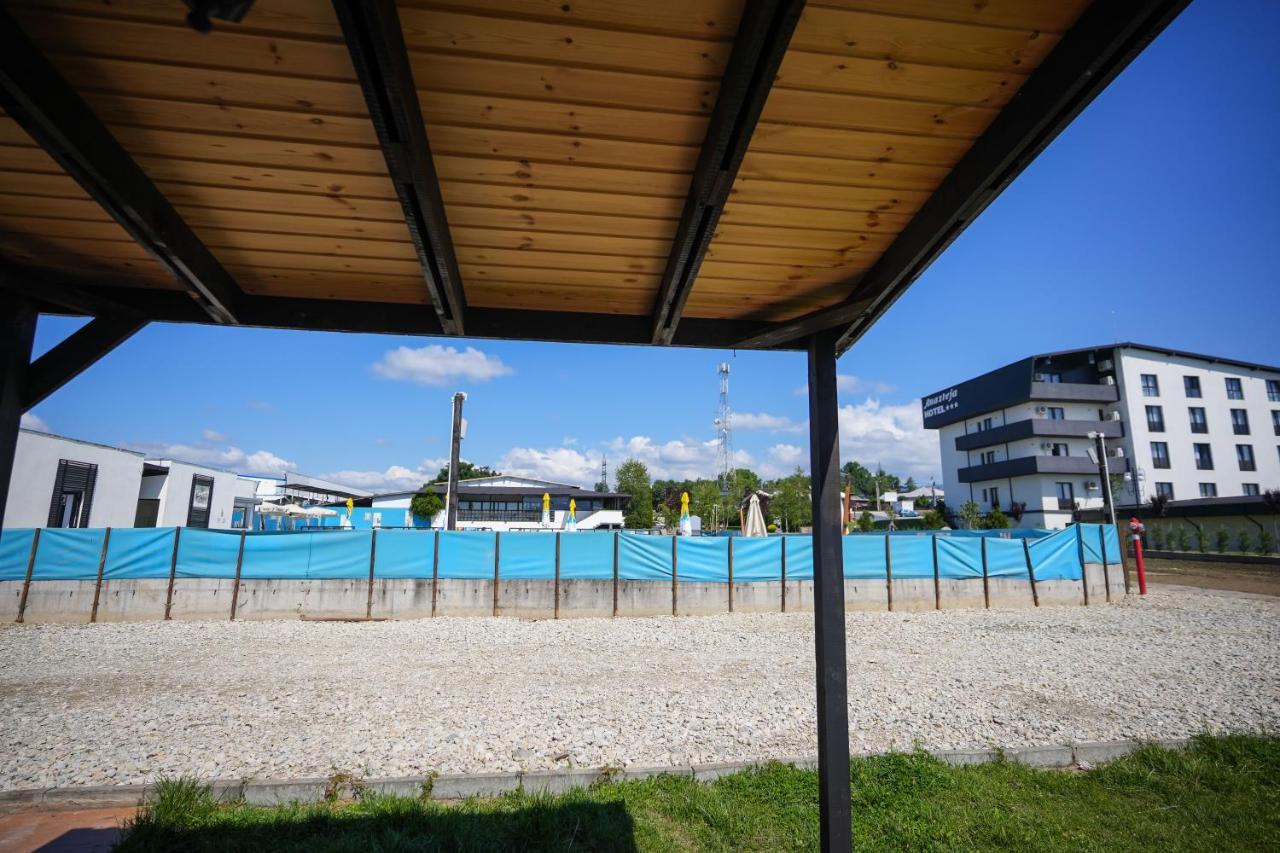 Bungalowuri "Doi Cocosi " Villa Horezu Dış mekan fotoğraf
