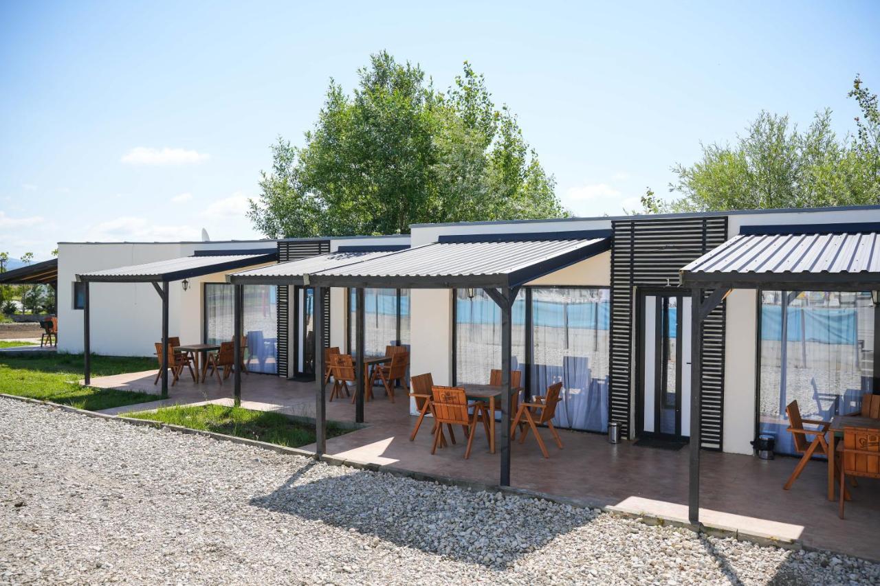 Bungalowuri "Doi Cocosi " Villa Horezu Dış mekan fotoğraf