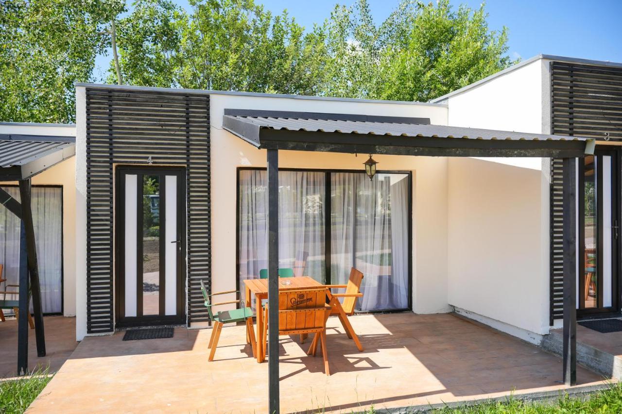 Bungalowuri "Doi Cocosi " Villa Horezu Dış mekan fotoğraf