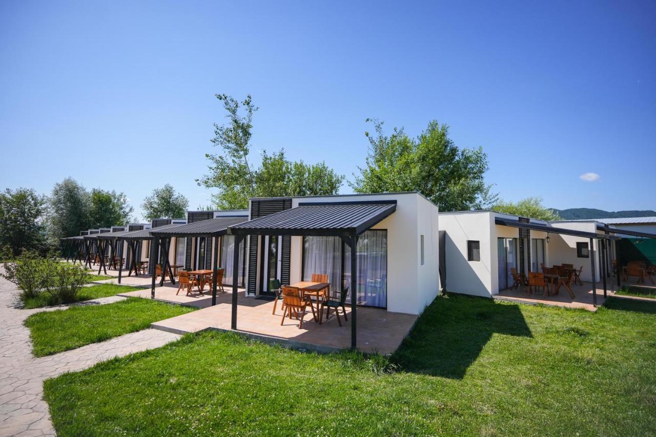 Bungalowuri "Doi Cocosi " Villa Horezu Dış mekan fotoğraf
